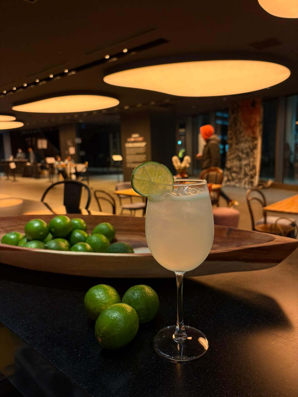 House Cocktail - Vodka & Spritz Lime